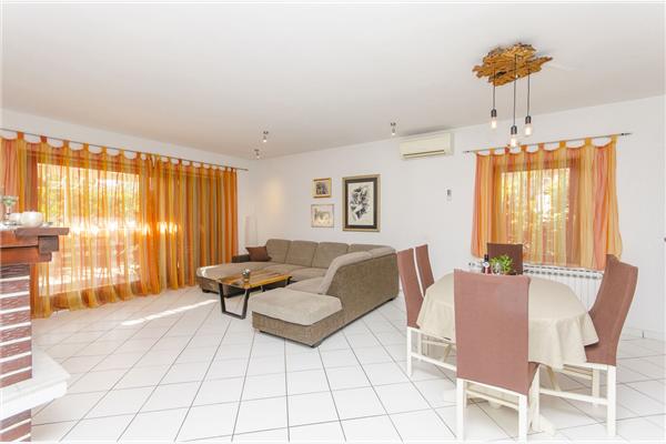 Apartment A1, for 4 persons