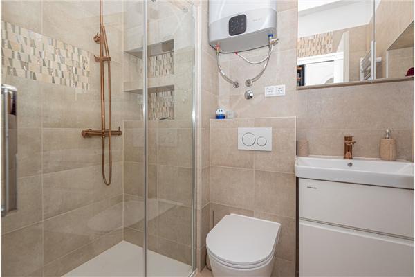 House K1, for 10 persons