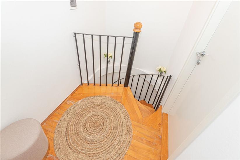 House K1, for 10 persons