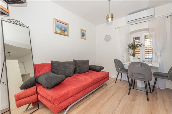 House K1, for 10 persons