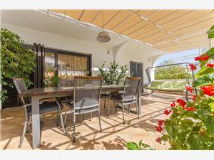 Appartement Tonkica Flower Garden Vodice, Superficie 65,00 m2, Distance (vol d'oiseau) jusqu'au centre ville 750 m