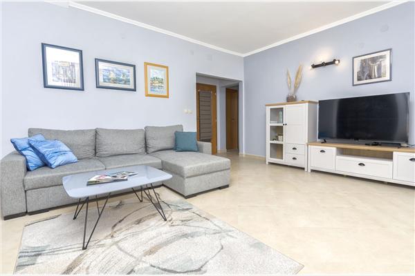 Apartment A1, for 5 persons