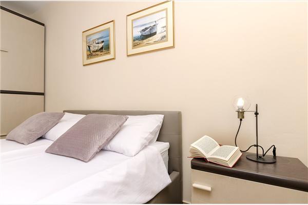 Apartment A1, for 5 persons