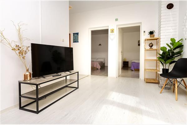 Apartment A1, for 5 persons