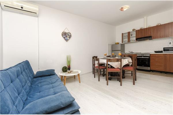 Apartment A1, for 5 persons