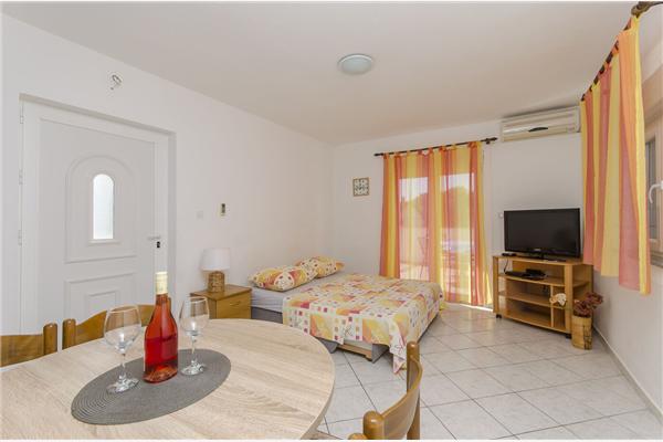 Apartment A1, for 4 persons