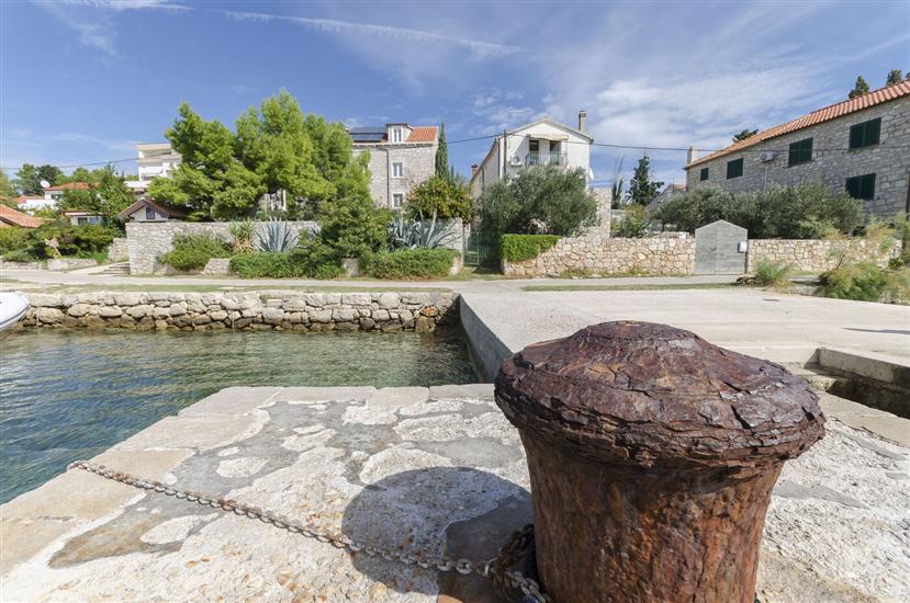 Apartment Island memories