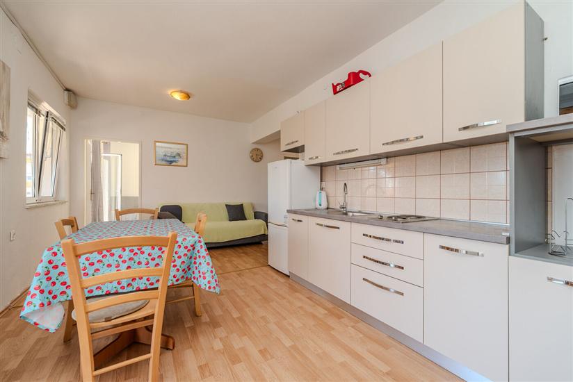 Apartment A1, for 6 persons
