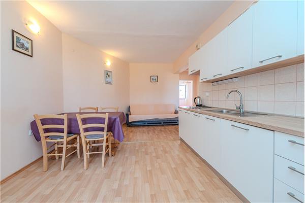 Apartment A2, for 6 persons