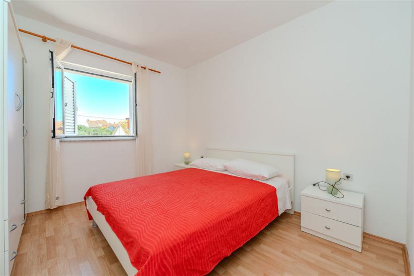 Apartment A2, for 6 persons