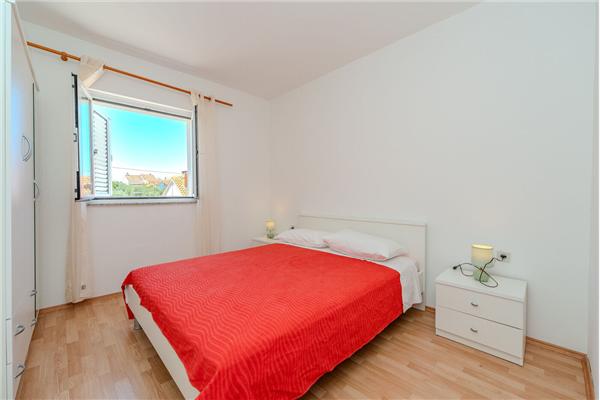 Apartment A2, for 6 persons