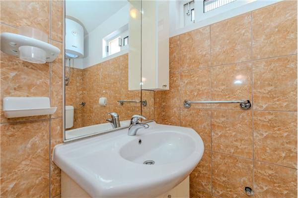 Apartment A4, for 4 persons