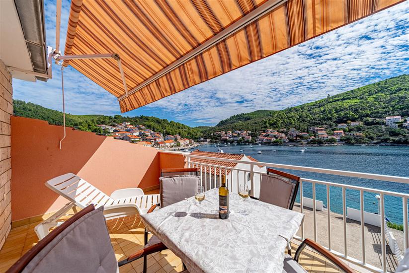 Apartment A1, for 3 persons