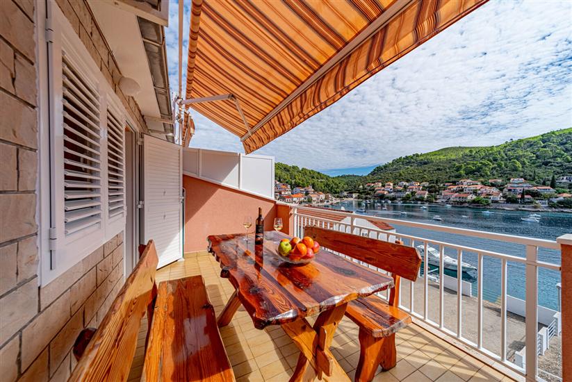 Apartment A2, for 4 persons