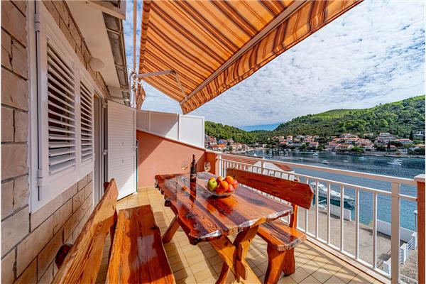 Apartment A2, for 4 persons