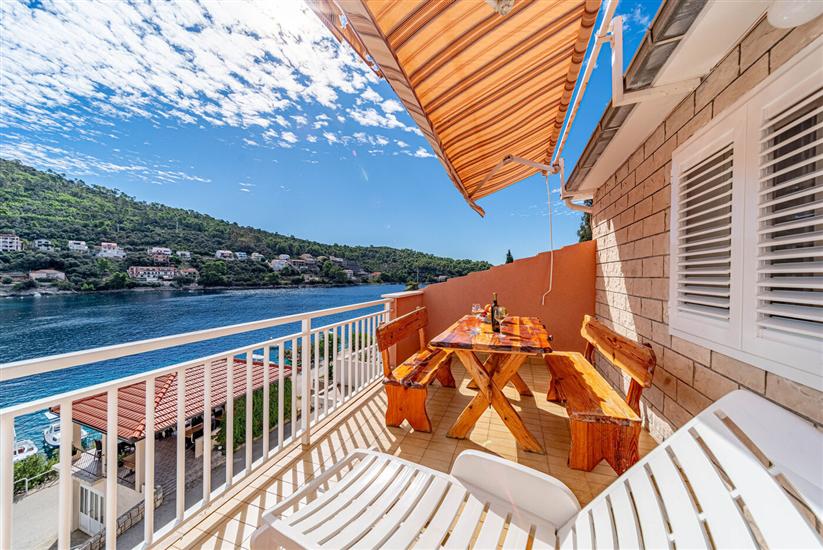 Apartment A2, for 4 persons