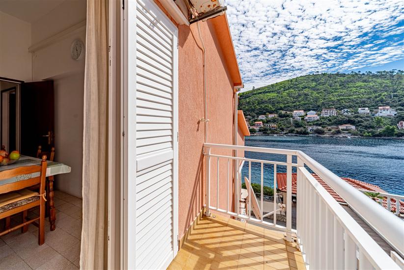 Apartment A2, for 4 persons