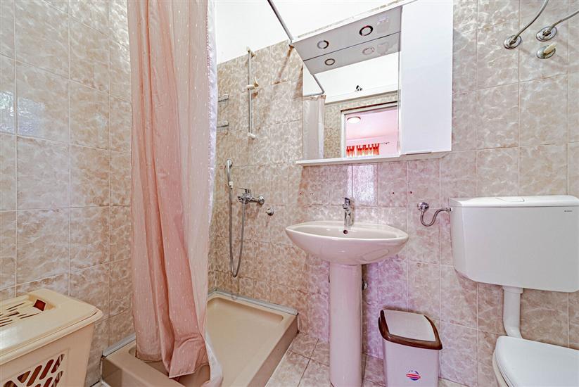 Apartment A3, for 10 persons