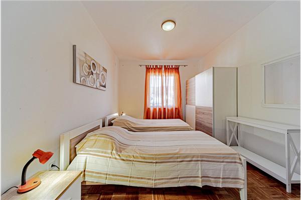 Apartment A3, for 10 persons