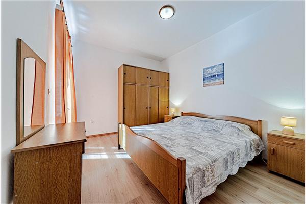 Apartment A3, for 10 persons