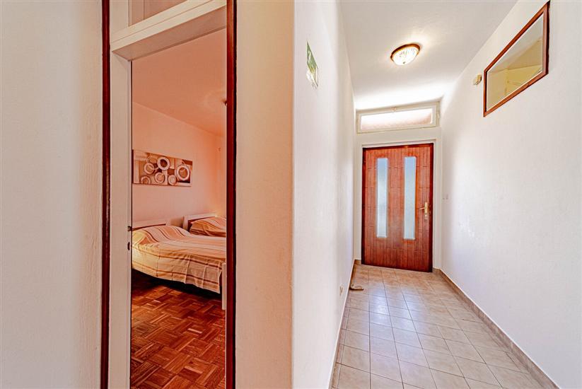 Apartment A3, for 10 persons