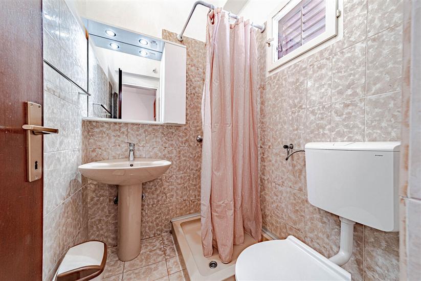 Apartment A3, for 10 persons