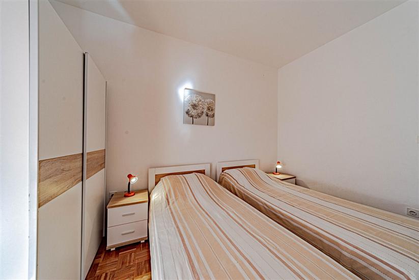 Apartment A3, for 10 persons