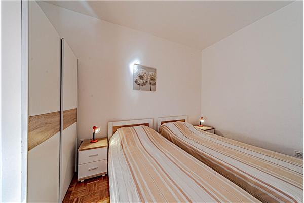 Apartment A3, for 10 persons