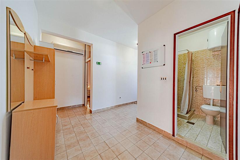 Apartment A3, for 10 persons