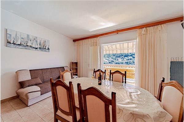 Apartment A3, for 10 persons