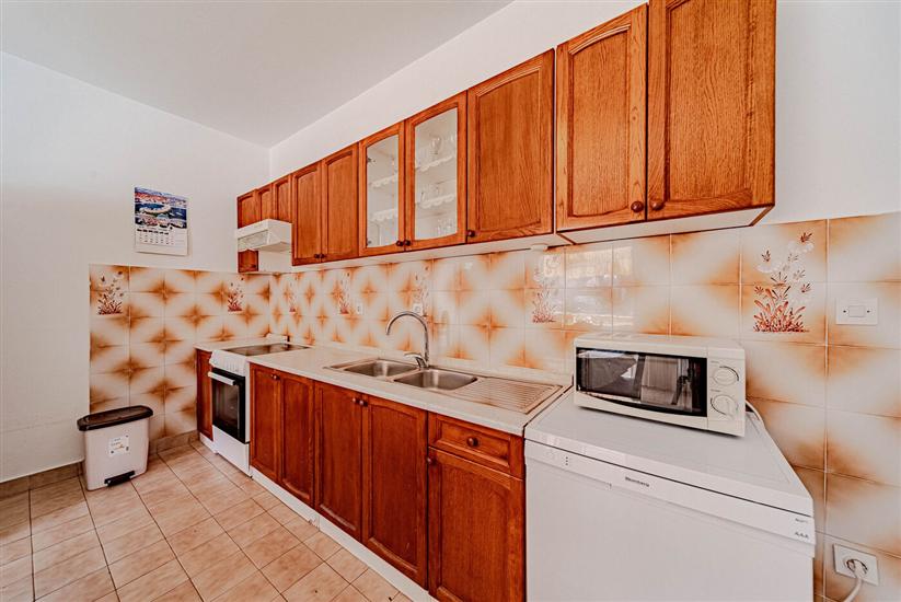 Apartment A3, for 10 persons