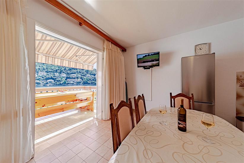 Apartment A3, for 10 persons