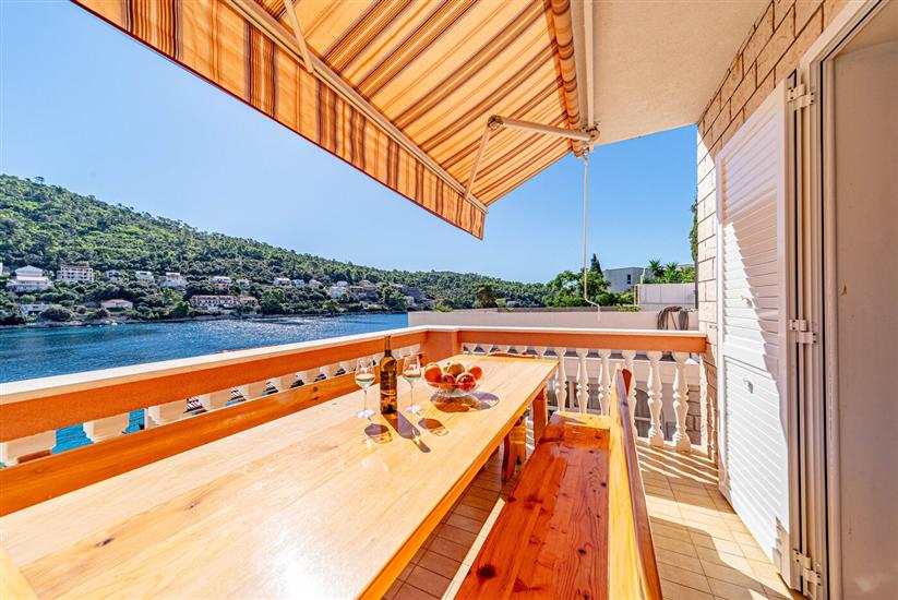 Apartment A3, for 10 persons