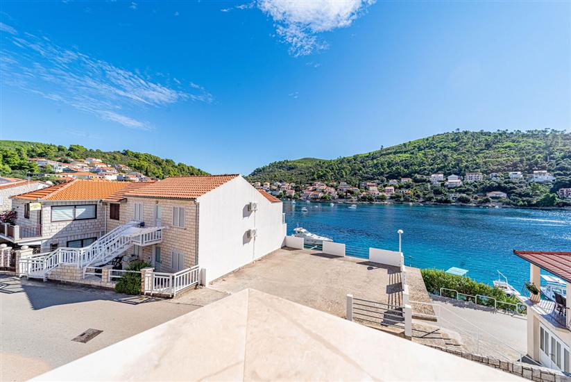 Apartment A3, for 10 persons