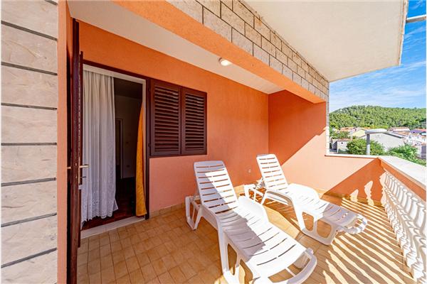 Apartment A3, for 10 persons