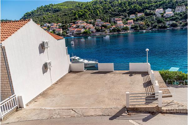 Apartment A3, for 10 persons