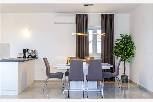 Apartman A2, za 4 osoba/e