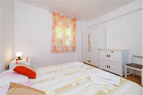 Apartment A1, for 4 persons