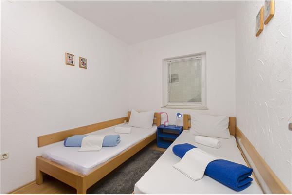Apartment A2, for 4 persons