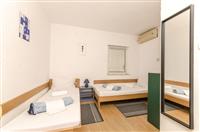 Room S2, for 2 persons