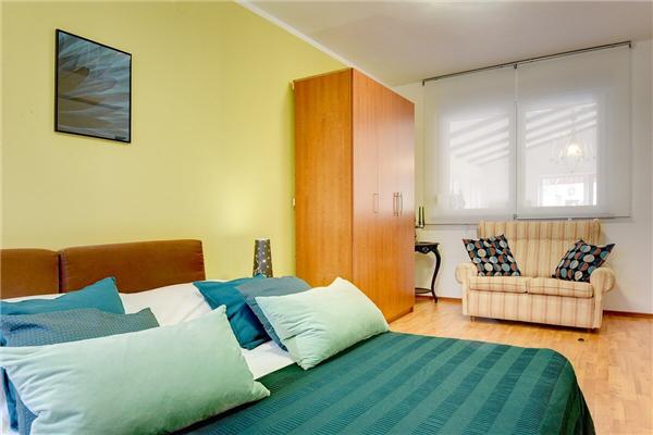 Apartment A2, for 8 persons