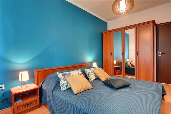 Apartment A2, for 8 persons