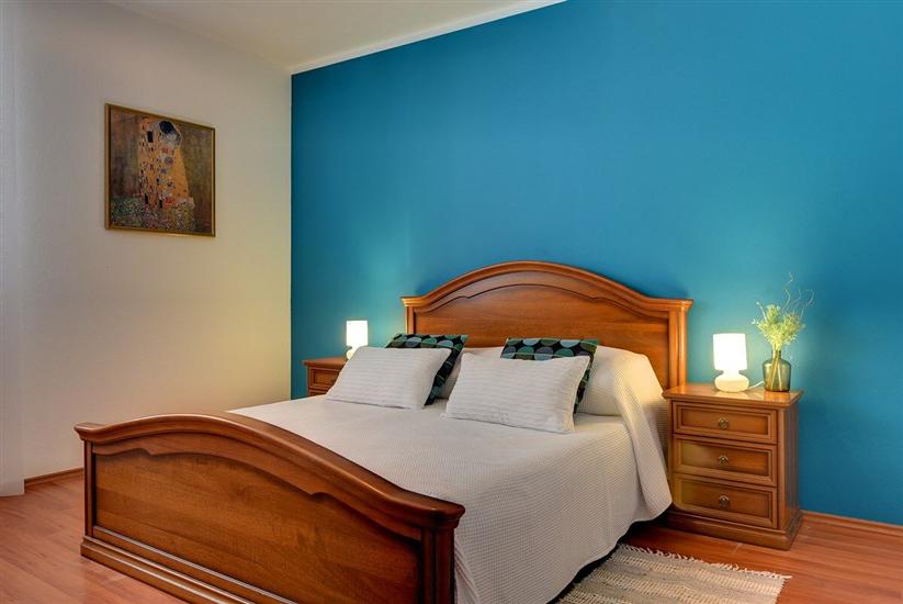 Apartment A2, for 8 persons