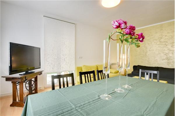 Apartment A2, for 8 persons