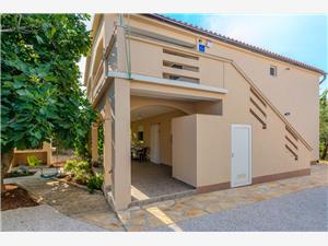 Apartment North Dalmatian islands,BookZilicFrom 111 €