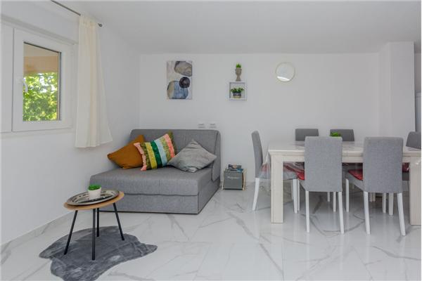 Apartment A1, for 6 persons
