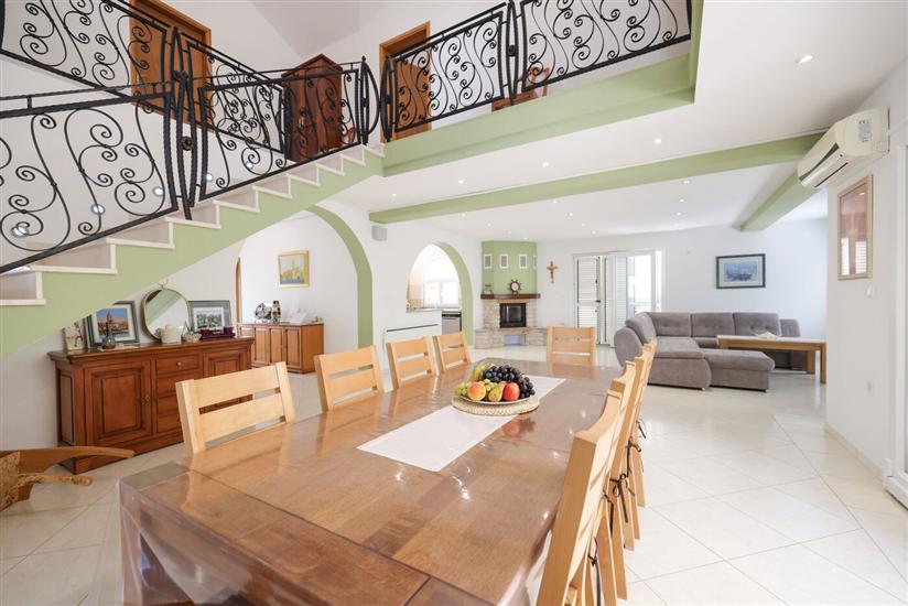 House K1, for 9 persons