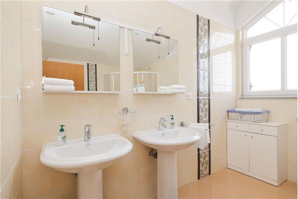 House K1, for 9 persons