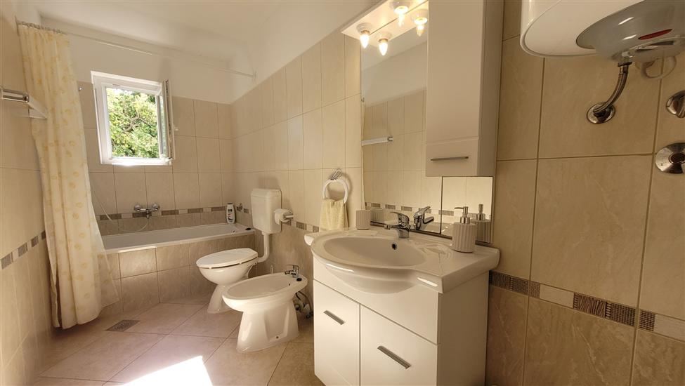 Apartment A1, for 4 persons