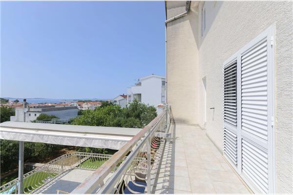 Apartment A1, for 8 persons